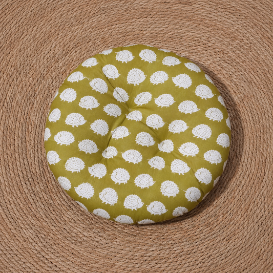 Cushion for scratching basket
